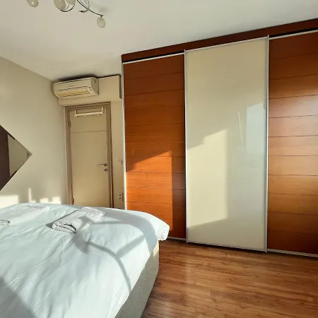 Amazing Penthouse With Sea View At Atasehir,finance Center 4min, Emaarmall 6 Mn Ulkersports 1min * Istambul